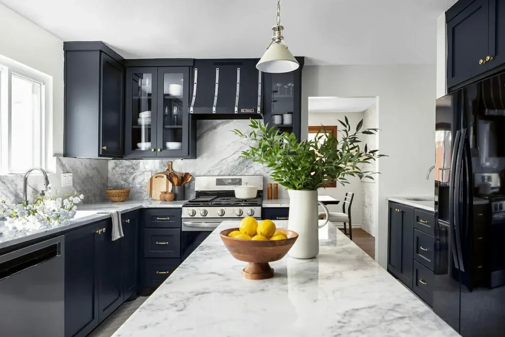Dark cabinets light granite under cabinet lighting