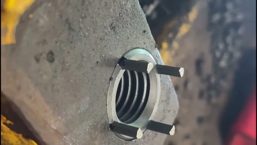 Threaded metal insert repair