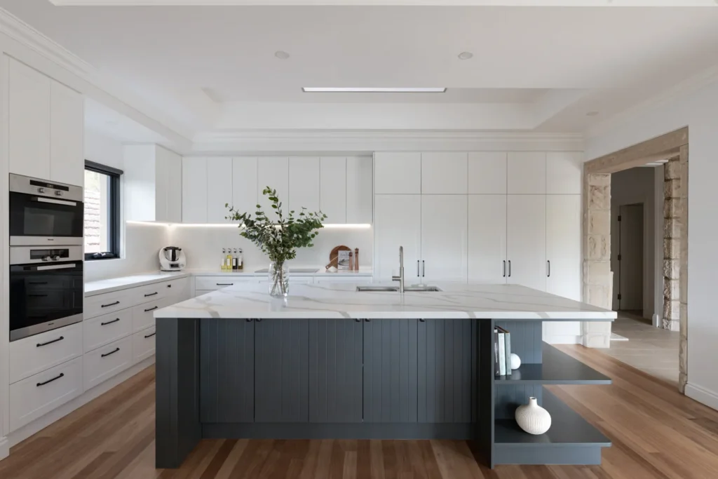 Two tone kitchen cabinets