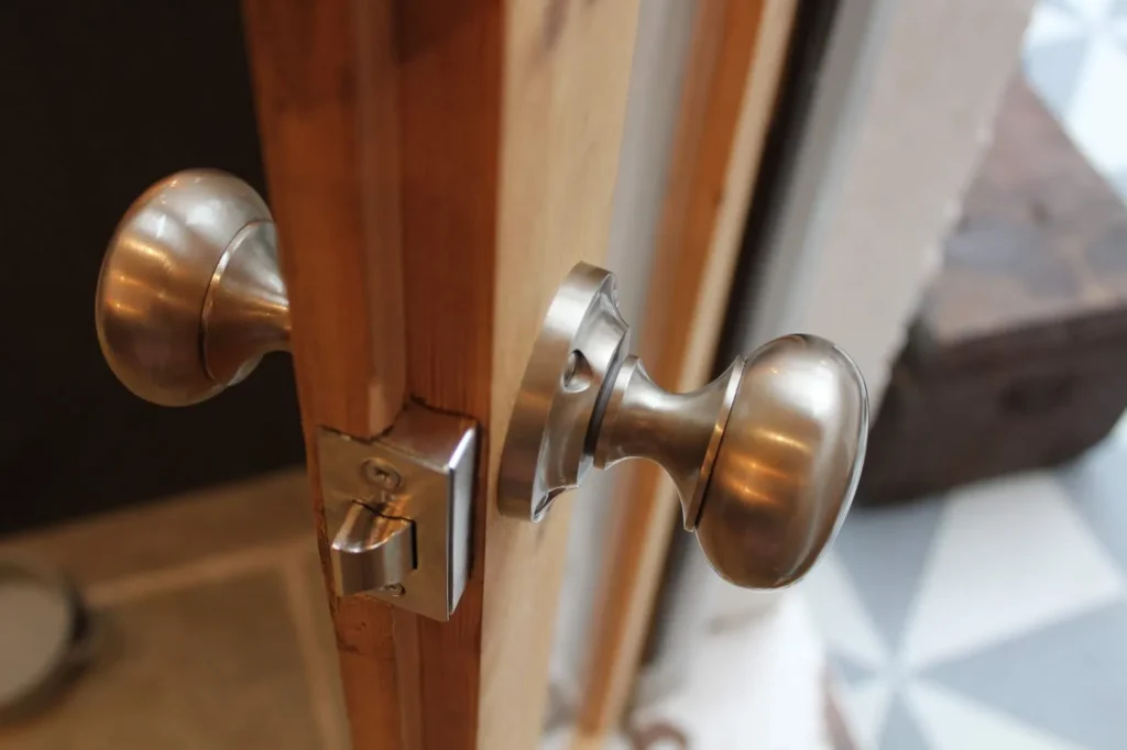 Door lever handing reversible latch backset measure hinge size template