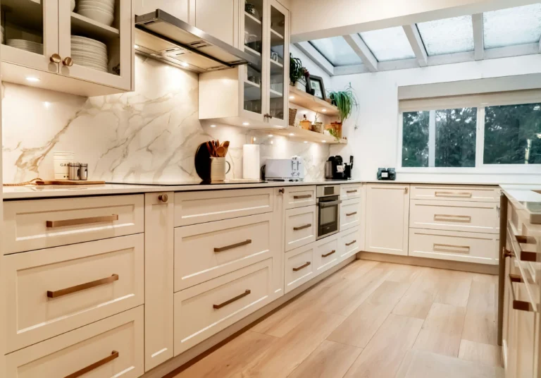 Shaker cabinet timeless design