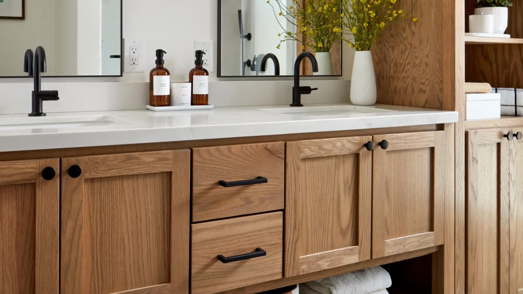 Range of bathroom cabinets with sinks in different sizes